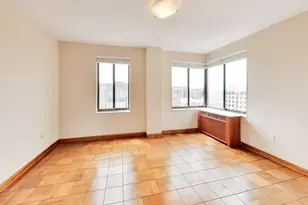 1 Scott Cir NW, Washington, DC 20036 - Photo 9