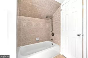 1231 Franklin St NE, Washington, DC 20017 - Photo 29