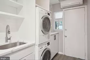 1721 Gales Pl NE, Washington, DC 20002 - Photo 9