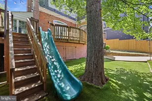 6010 34th Pl NW, Washington, DC 20015 - Photo 29