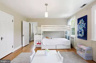 6010 34th Pl NW, Washington, DC 20015 - Photo 21