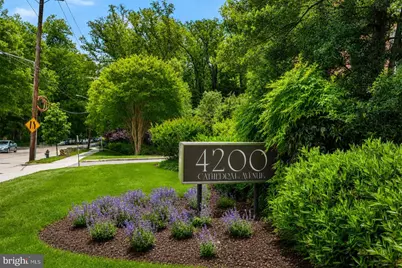 4200 NW Cathedral Avenue NW #1005, Washington, DC 20016 - Photo 1