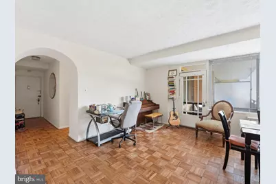 4740 Connecticut Avenue NW #818, Washington, DC 20008 - Photo 5