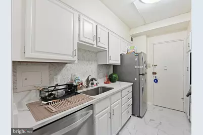 4740 Connecticut Avenue NW #818, Washington, DC 20008 - Photo 11