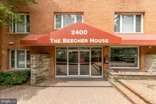 2400 41st St NW, Washington, DC 20007 - Photo 23
