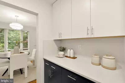 2400 41st Street NW #212, Washington, DC 20007 - Photo 13
