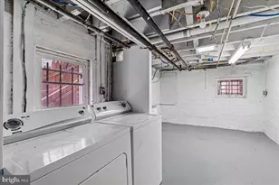 1105 G St SE, Washington, DC 20003 - Photo 35