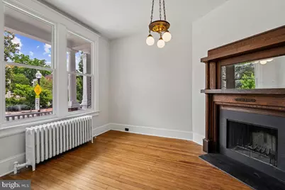 1105 G Street SE, Washington, DC 20003 - Photo 11