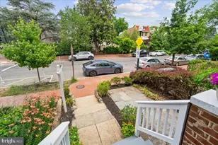1105 G St SE, Washington, DC 20003 - Photo 7