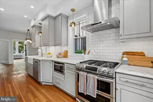 1105 G St SE, Washington, DC 20003 - Photo 23