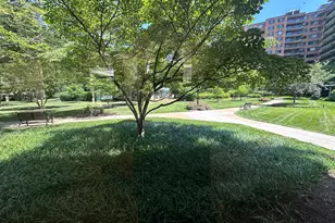 4201 Cathedral Ave NW, Washington, DC 20016 - Photo 17