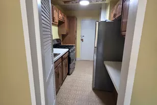4201 Cathedral Ave NW, Washington, DC 20016 - Photo 69