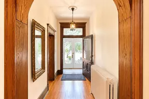 727 Massachusetts Ave NE, Washington, DC 20002 - Photo 9