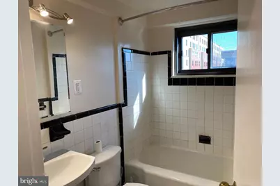 2141 I Street NW #806, Washington, DC 20037 - Photo 27