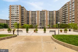 3001 Veazey Terrace NW, Washington, DC 20008 - Photo 43
