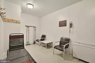 3001 Veazey Terrace NW, Washington, DC 20008 - Photo 37