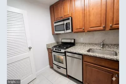 2401 H Street NW #509, Washington, DC 20037 - Photo 9