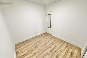 2217 40th Pl NW, Washington, DC 20007 - Photo 11
