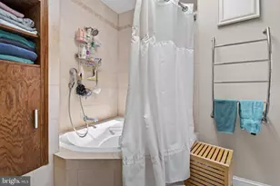 229 10th St NE, Washington, DC 20002 - Photo 23