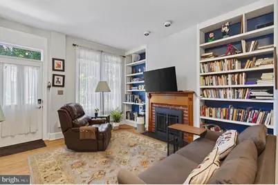 229 10th Street NE, Washington, DC 20002 - Photo 5