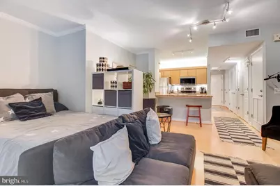 631 D Street NW #638, Washington, DC 20004 - Photo 3