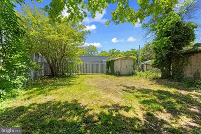 2405 Rhode Island Avenue NE, Washington, DC 20018 - Photo 15