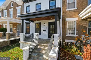 21 16th St SE, Washington, DC 20003 - Photo 1