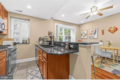 1212 M Street NW #101, Washington, DC 20005 - Photo 9