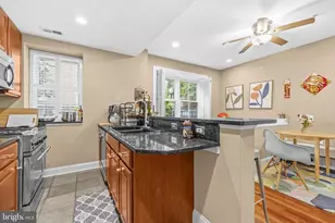 1212 M St NW, Washington, DC 20005 - Photo 9