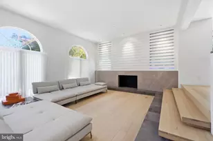 4009 Highwood Ct NW, Washington, DC 20007 - Photo 9
