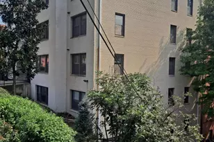 4840 MacArthur Blvd NW, Washington, DC 20007 - Photo 45