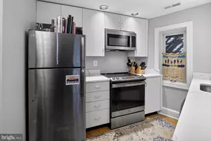 1024 Massachusetts Ave NE, Washington, DC 20002 - Photo 9