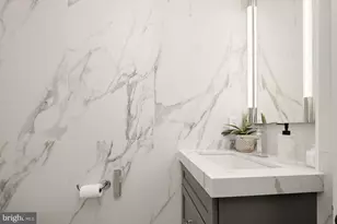 2039 New Hampshire Ave NW, Washington, DC 20009 - Photo 15