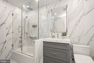 2039 New Hampshire Ave NW, Washington, DC 20009 - Photo 13
