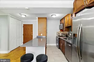 730 24th St NW, Washington, DC 20037 - Photo 3