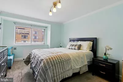 730 24th Street NW #715, Washington, DC 20037 - Photo 7