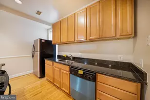 1371 Monroe NW, Washington, DC 20010 - Photo 7