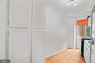 4200 Cathedral Ave NW, Washington, DC 20016 - Photo 13