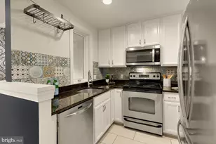 1313 Vermont Ave NW, Washington, DC 20005 - Photo 13