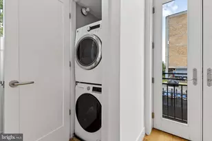 1211 G St SE, Washington, DC 20003 - Photo 17