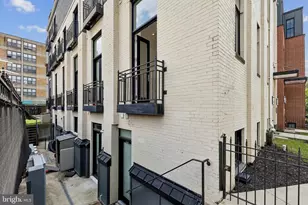 1211 G St SE, Washington, DC 20003 - Photo 19