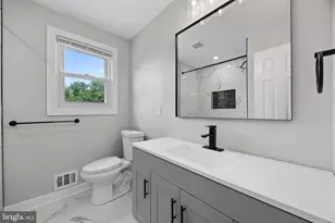 852 Burns St SE, Washington, DC 20019 - Photo 39