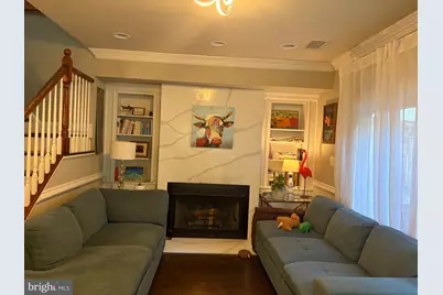 915 C Street SE, Washington, DC 20003 - Photo 11