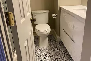 915 C St SE, Washington, DC 20003 - Photo 23
