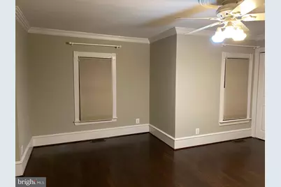 915 C Street SE, Washington, DC 20003 - Photo 61