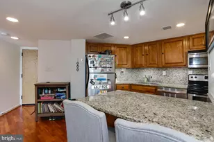 3 Washington Cir NW, Washington, DC 20037 - Photo 13