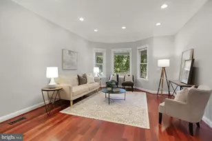 215 T St NE, Washington, DC 20002 - Photo 5