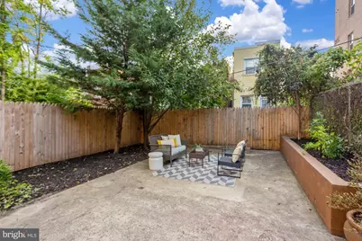 215 T Street NE, Washington, DC 20002 - Photo 11