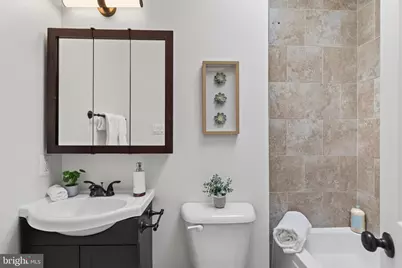 236 Warren Street NE, Washington, DC 20002 - Photo 27