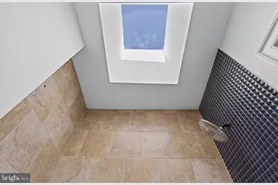236 Warren Street NE, Washington, DC 20002 - Photo 29
